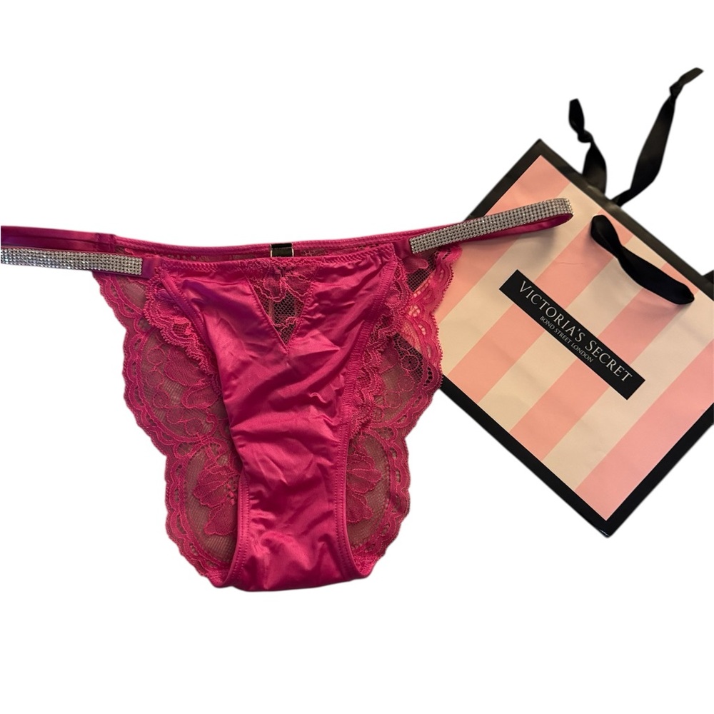 Victoria's Secret Pink Lace back panties. NWT. Size m.